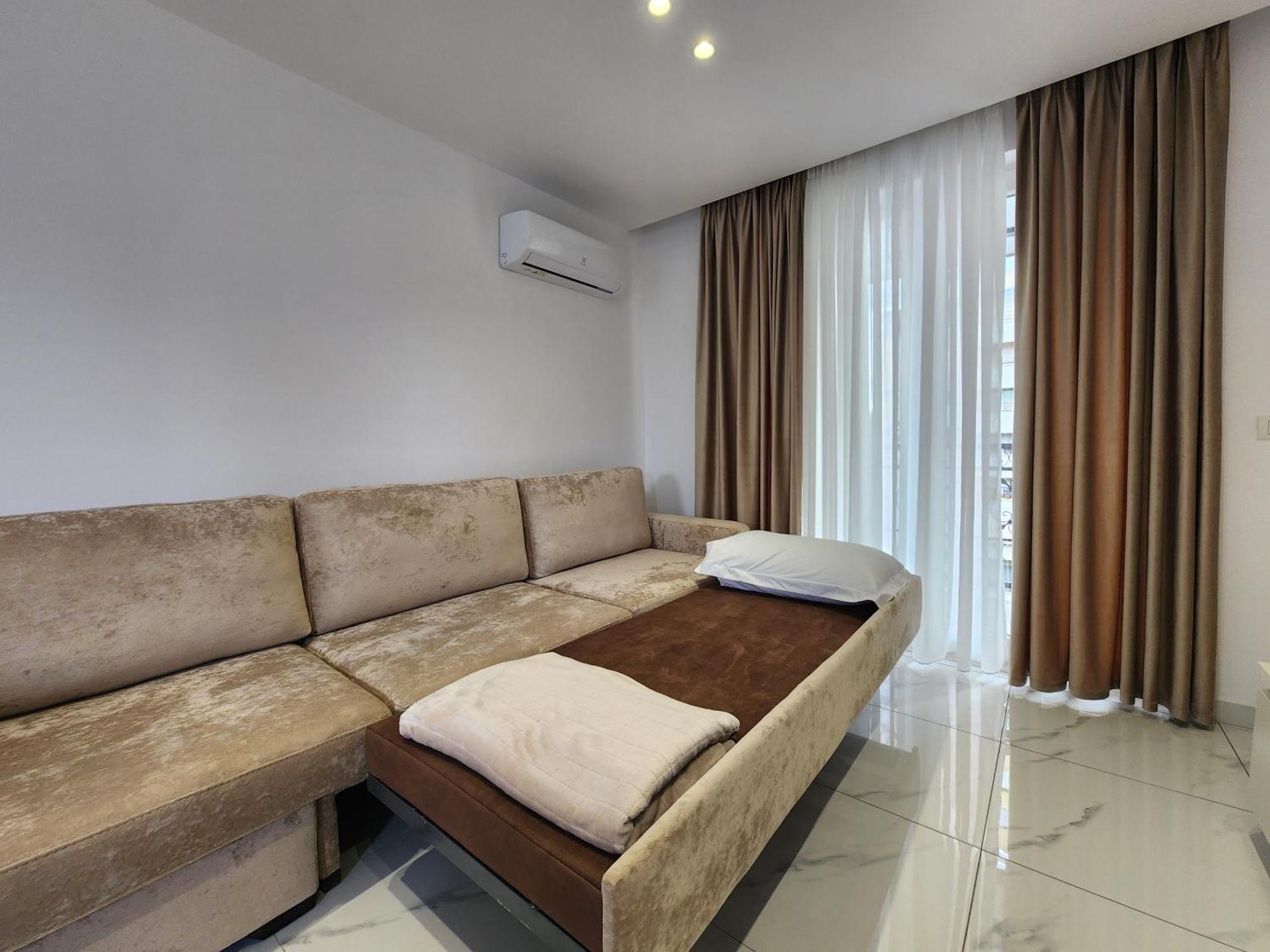 Tirana City Center Penthouse Oasis 外观 照片