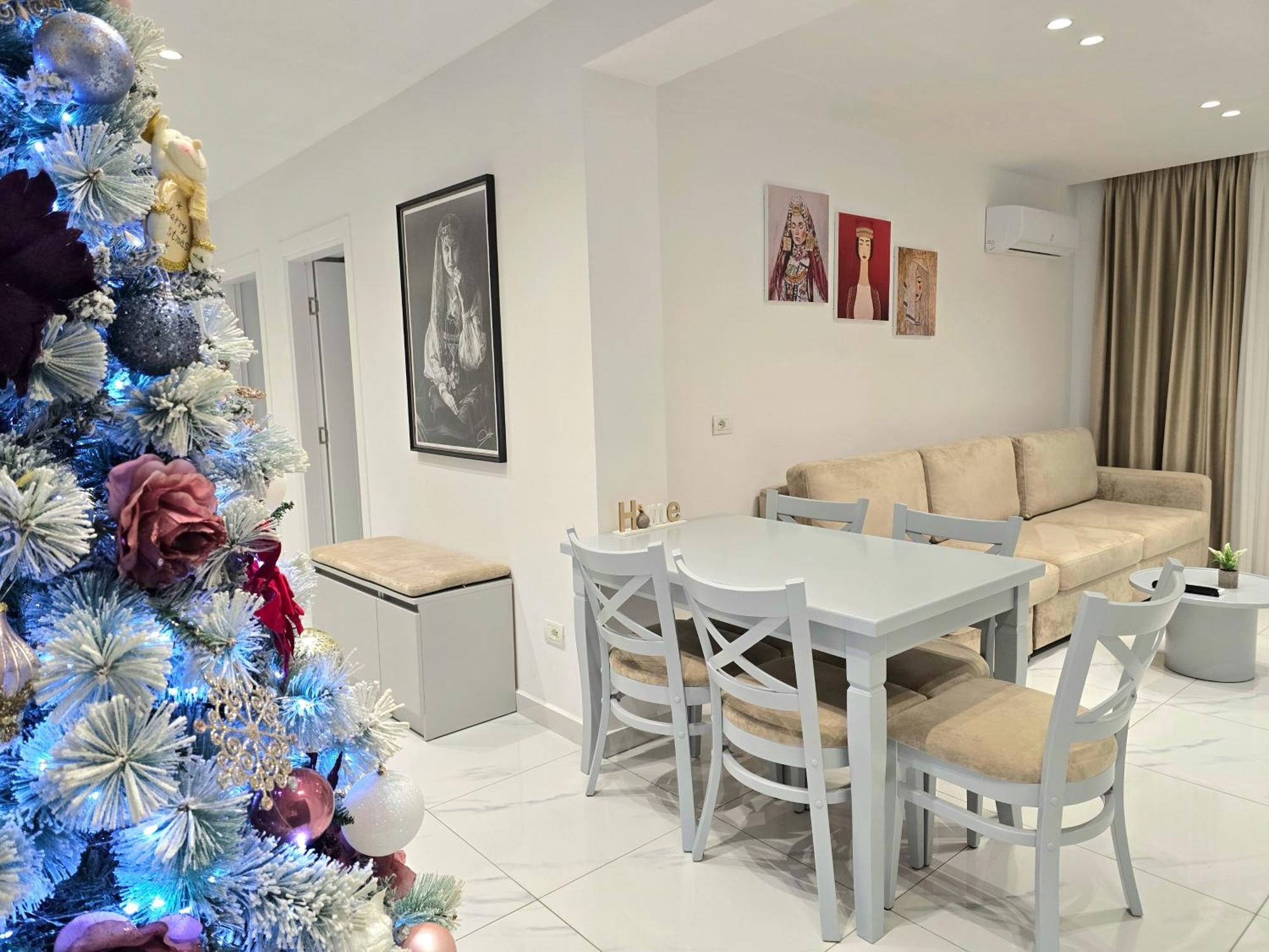 Tirana City Center Penthouse Oasis 外观 照片