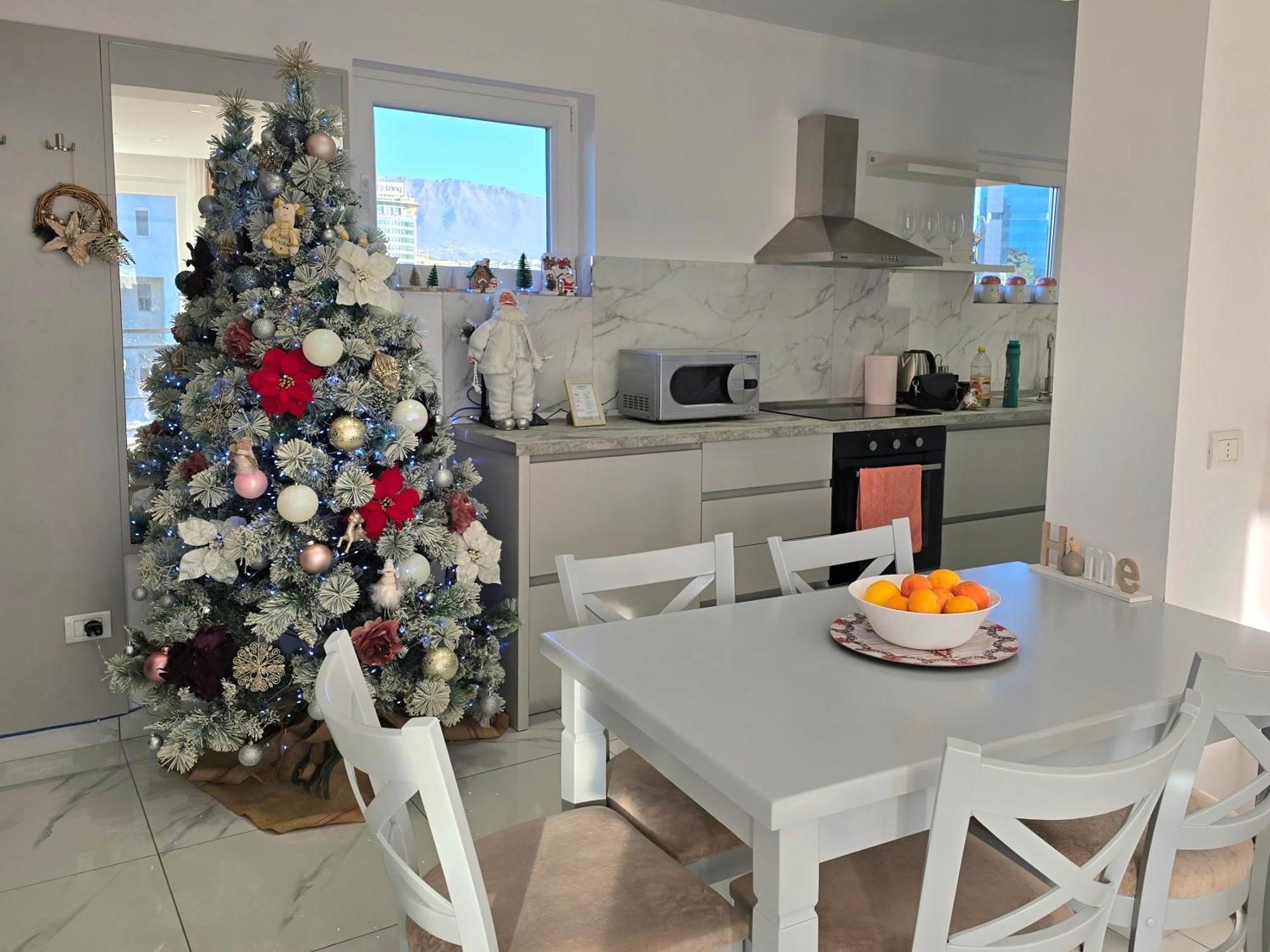 Tirana City Center Penthouse Oasis 外观 照片